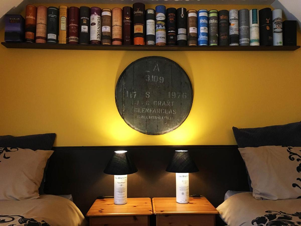 דאפטאון The Gables Whisky B&B מראה חיצוני תמונה