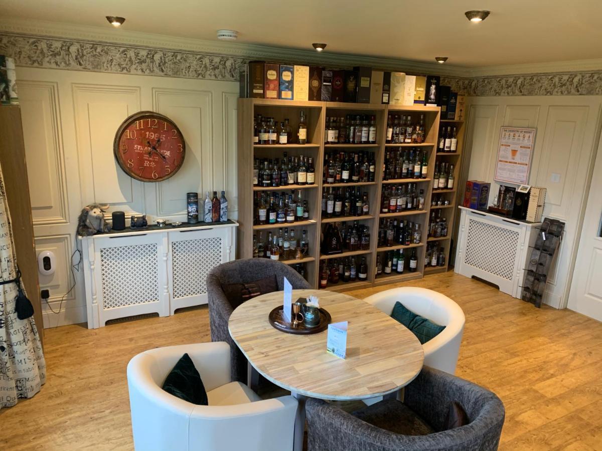 דאפטאון The Gables Whisky B&B מראה חיצוני תמונה