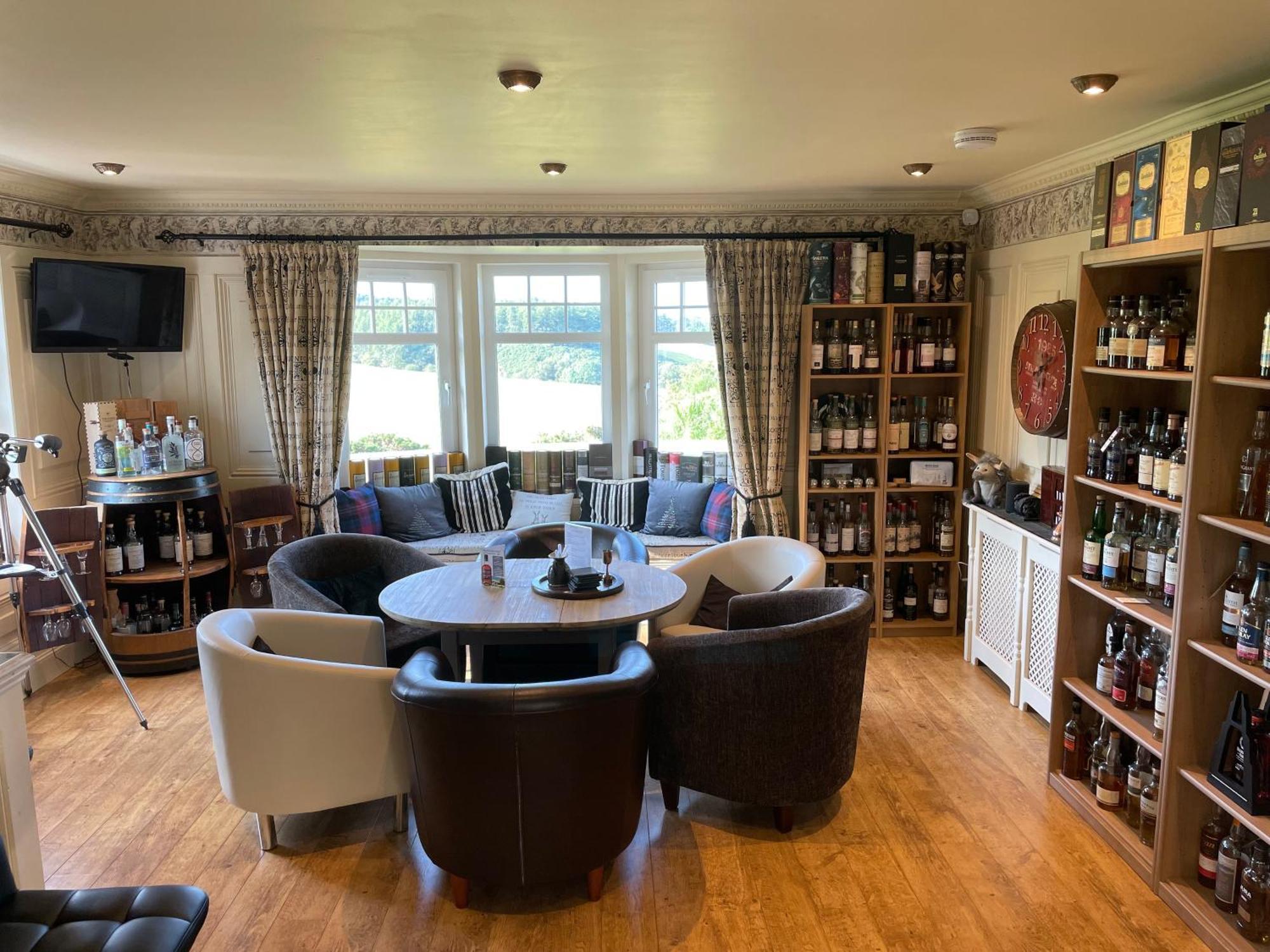 דאפטאון The Gables Whisky B&B מראה חיצוני תמונה